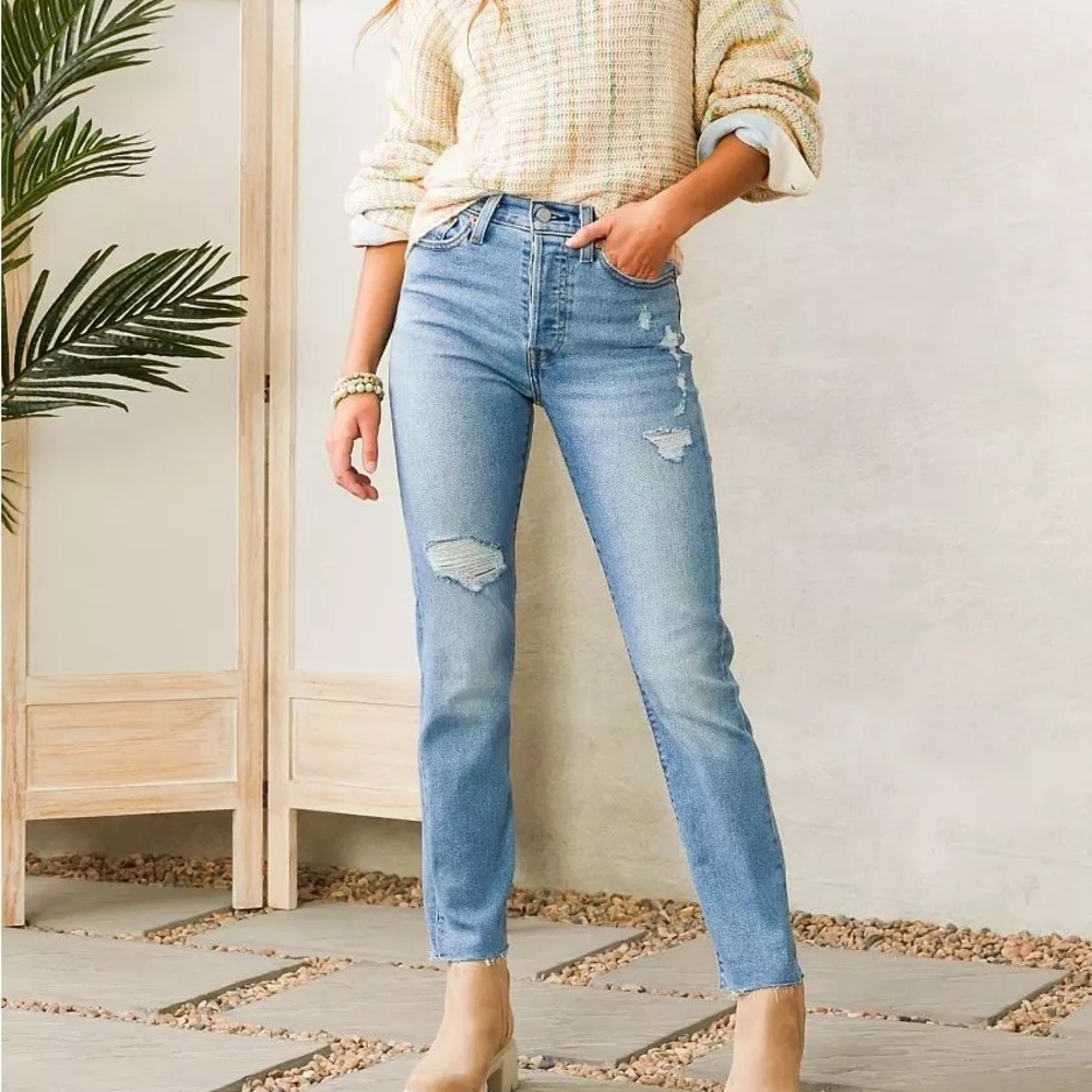 Levi's Light Blue Straight Leg Jeans 27